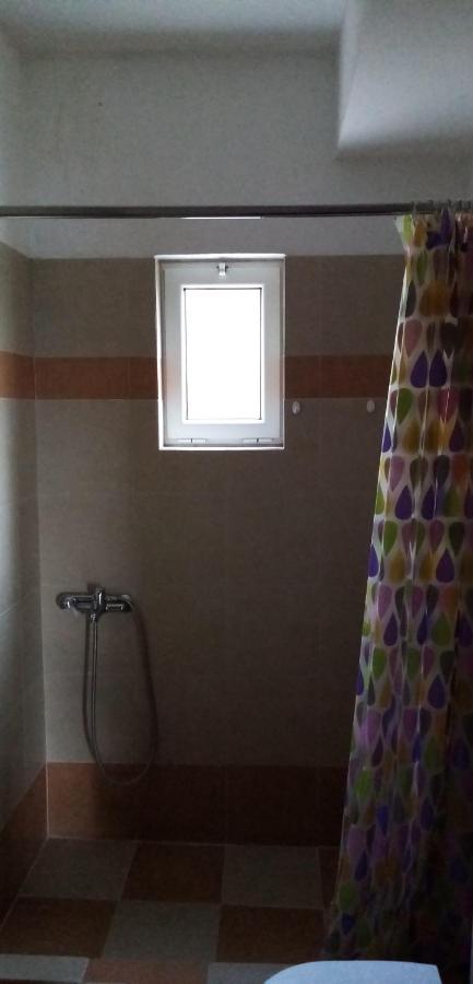 Γεώργιος Παπαϊωάννου Ενοικιαζόμενα Δωμάτια Khronia Exterior photo